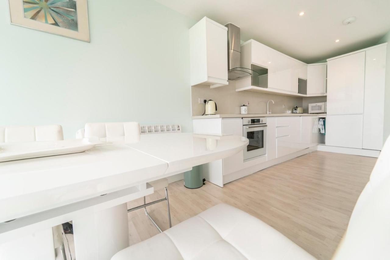 Luxurious Seaside Apartment Galway Exterior photo
